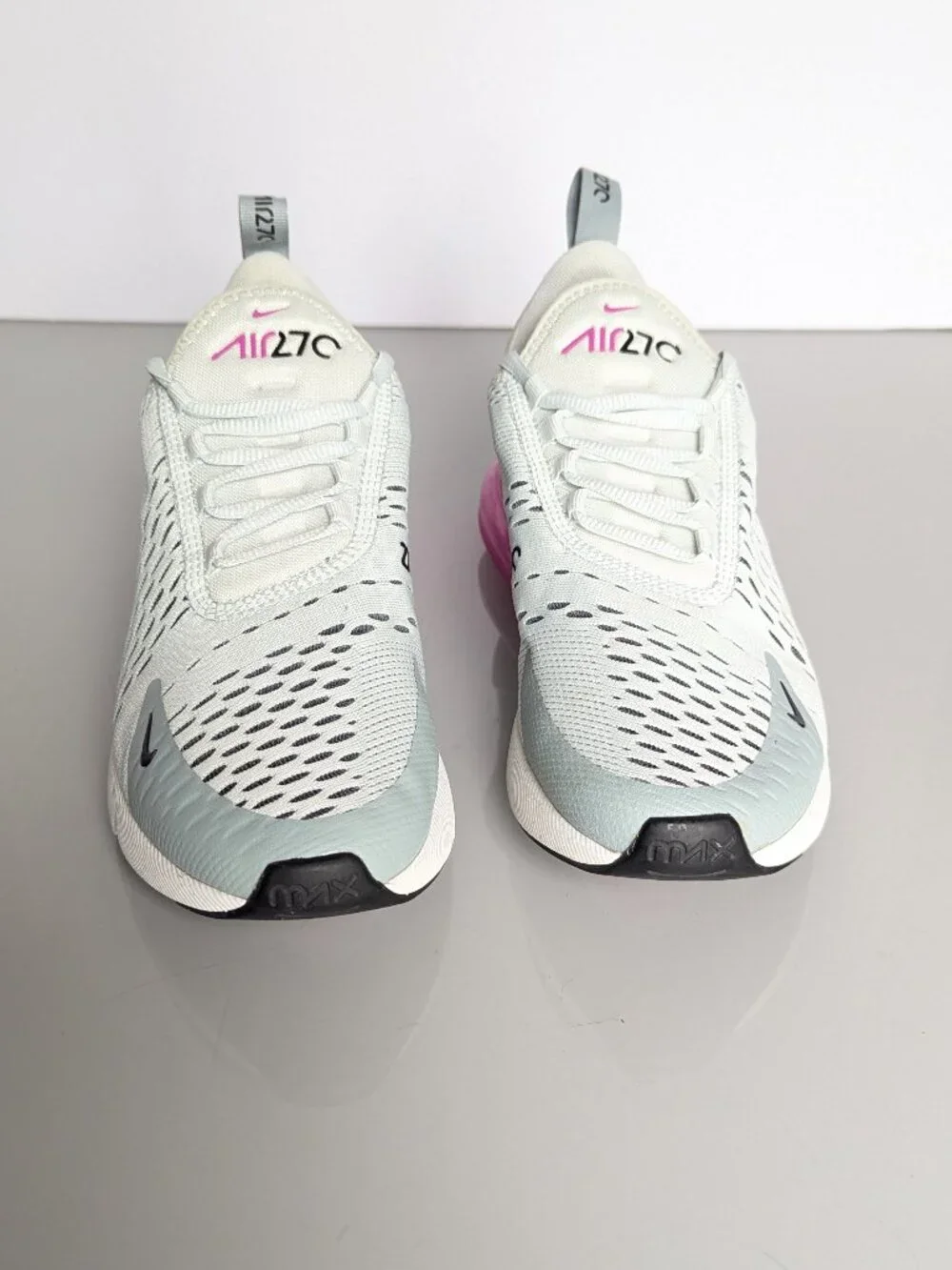 Nike Air Max 270 Barely Gray Fuschia Sneaker Size 7.5 Comfort Stretch Running